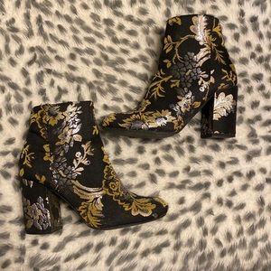 Justfab booties